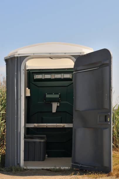 Portable Toilet Options We Offer in West Liberty, KY
